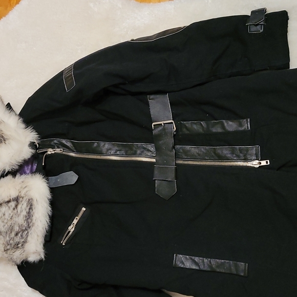 Fall and winter jacket! - Picture 3 of 7